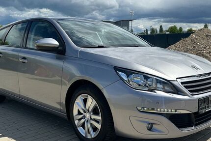 Peugeot 308 127.000 km 7.990 &euro; Butzbach 35510