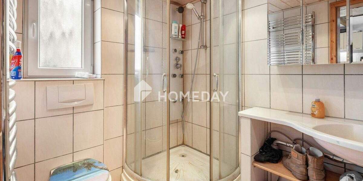 Einfamilienhaus Hungen Obbornhofen - 4 Zimmer, 154 m&sup2;, 179.000&euro; | Angebot:25685098