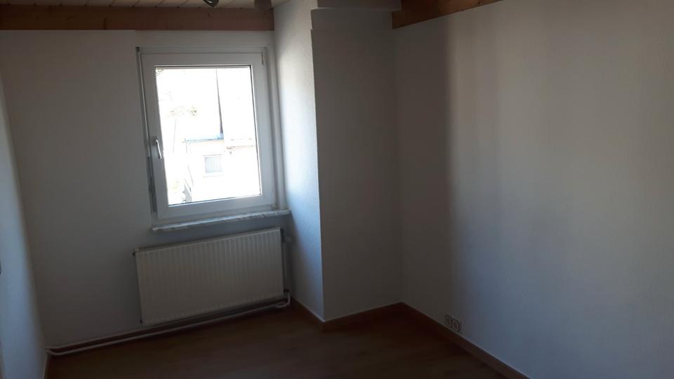 Etagenwohnung Haiger - 5 Zimmer, 104 m&sup2;, 890&euro; | Angebot:25365806