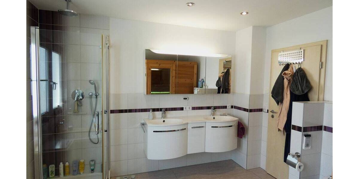 Einfamilienhaus Usingen - 6 Zimmer, 170 m&sup2;, 1.049.000&euro; | Angebot:26259076