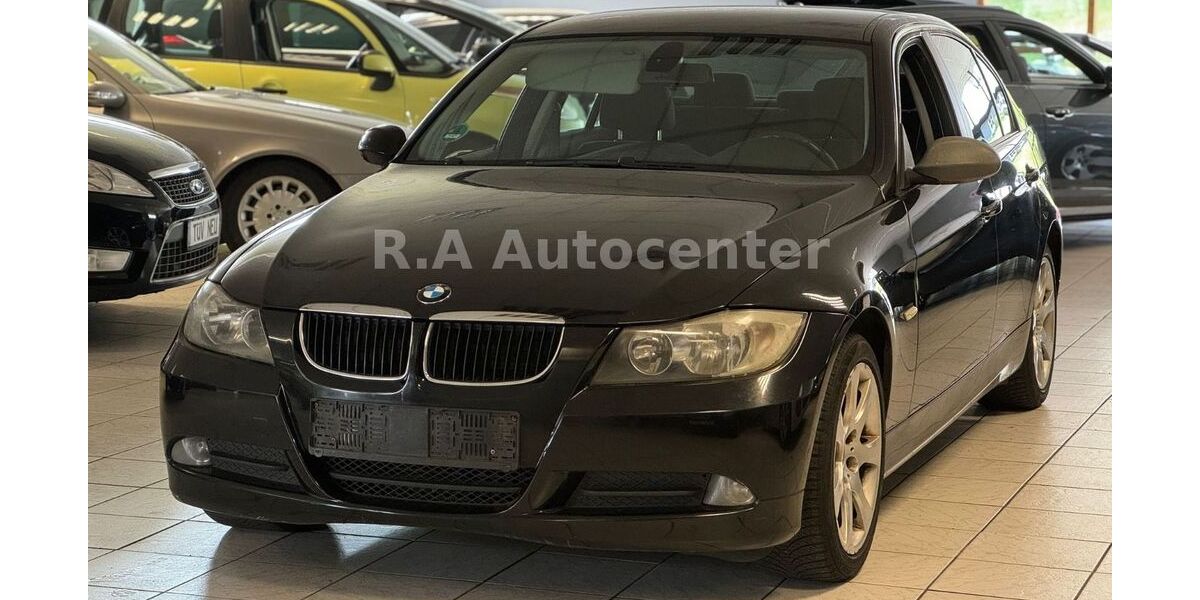 BMW 318 313.689 km 2.600 &euro; Breitscheid-Medenbach 35767