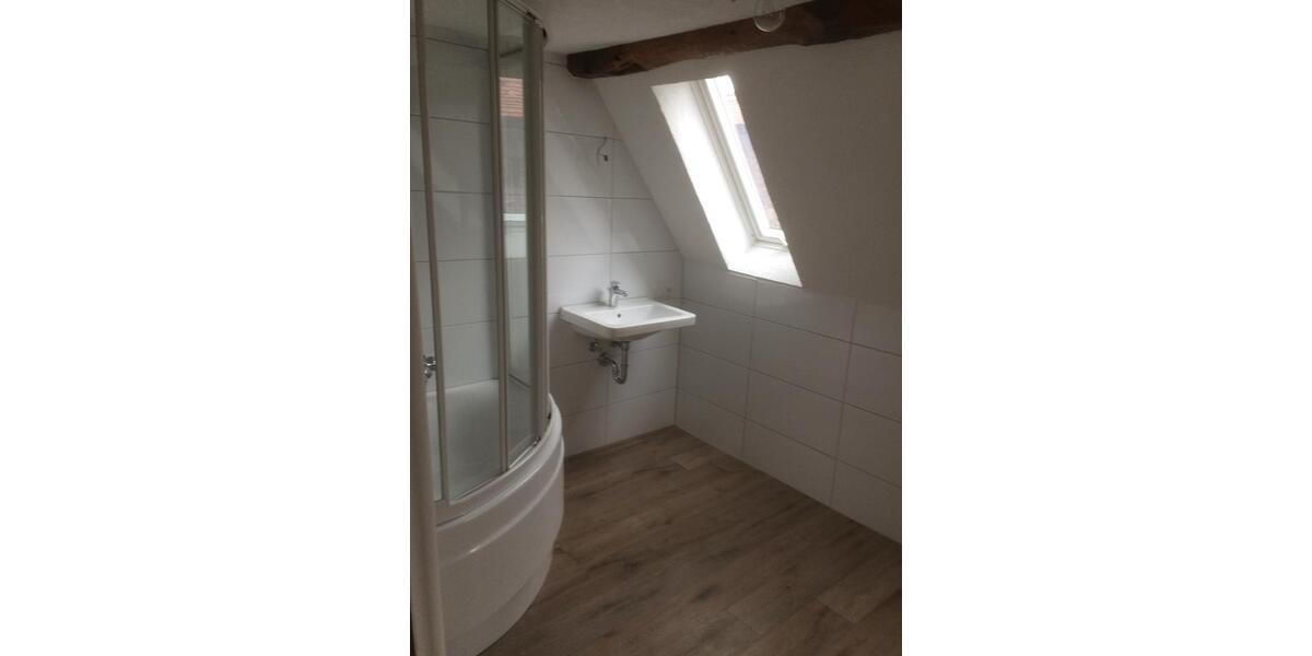 Einfamilienhaus Butzbach - 3.5 Zimmer, 100 m&sup2;, 330.000&euro; | Angebot:26715409