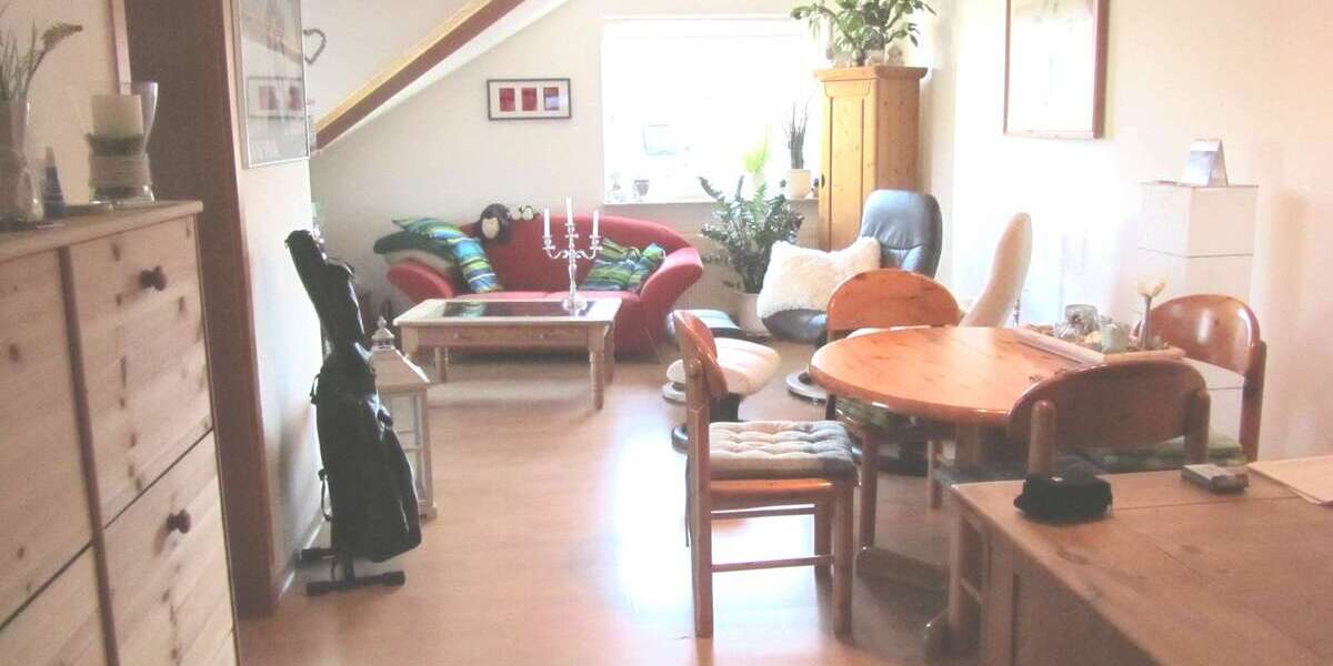 Etagenwohnung Asslar - 3 Zimmer, 88 m&sup2;, 700&euro; | Angebot:26988047