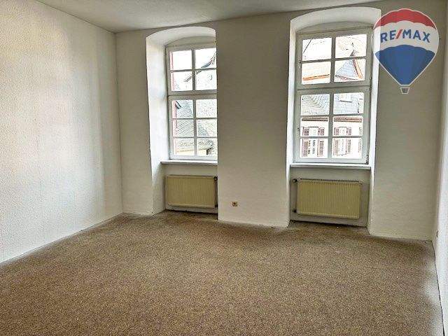 Etagenwohnung Weilburg - 3 Zimmer, 117 m&sup2;, 210.000&euro; | Angebot:25664424