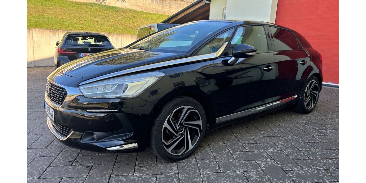DS Automobiles DS5 78.980 km 12.900 &euro; Dillenburg 35685