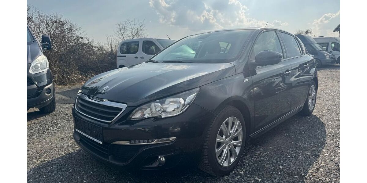 Peugeot 308 138.000 km 7.399 &euro; Münzenberg Gambach 35516
