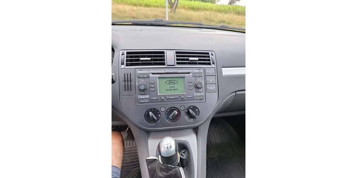 Ford Focus C-MAX 194.000 km 1.400 &euro; Mittenaar 35756