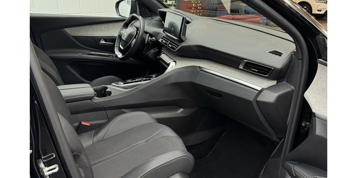 Peugeot 5008 GT 130 Puretech EAT8 Sitzheizung 34.900 km 23.980 &euro; Lich 35423