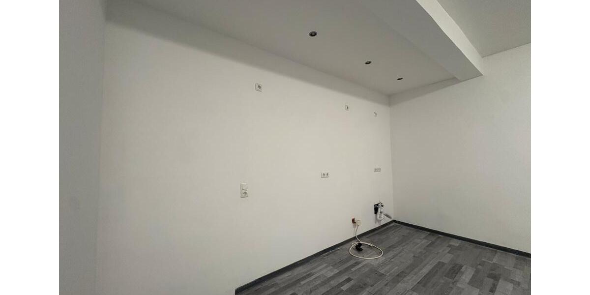 Erdgeschoßwohnung Sinn - 1 Zimmer, 70 m&sup2;, 910&euro; | Angebot:25943020