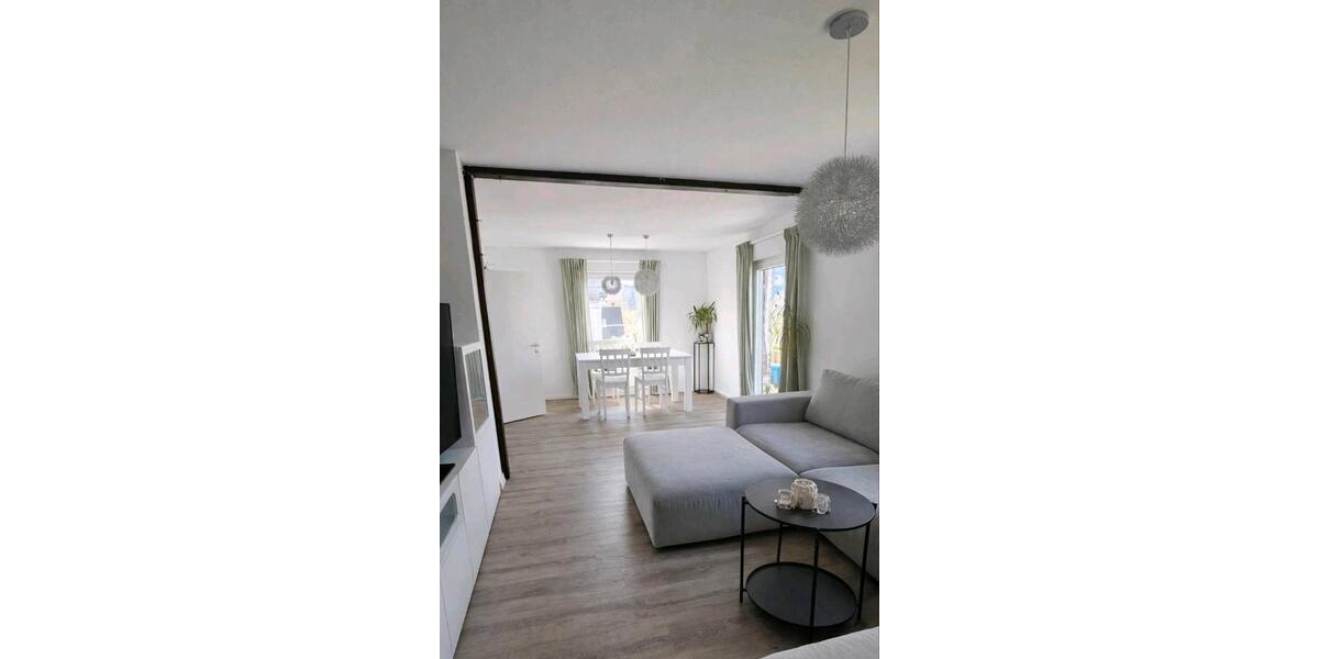 Einfamilienhaus Gladenbach - 5 Zimmer, 112 m&sup2;, 190.000&euro; | Angebot:25979740