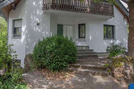 Haus Gießen Anneröder Siedlung - 6.5 Zimmer, 221 m&sup2;, 795.000&euro; | Angebot:27357323