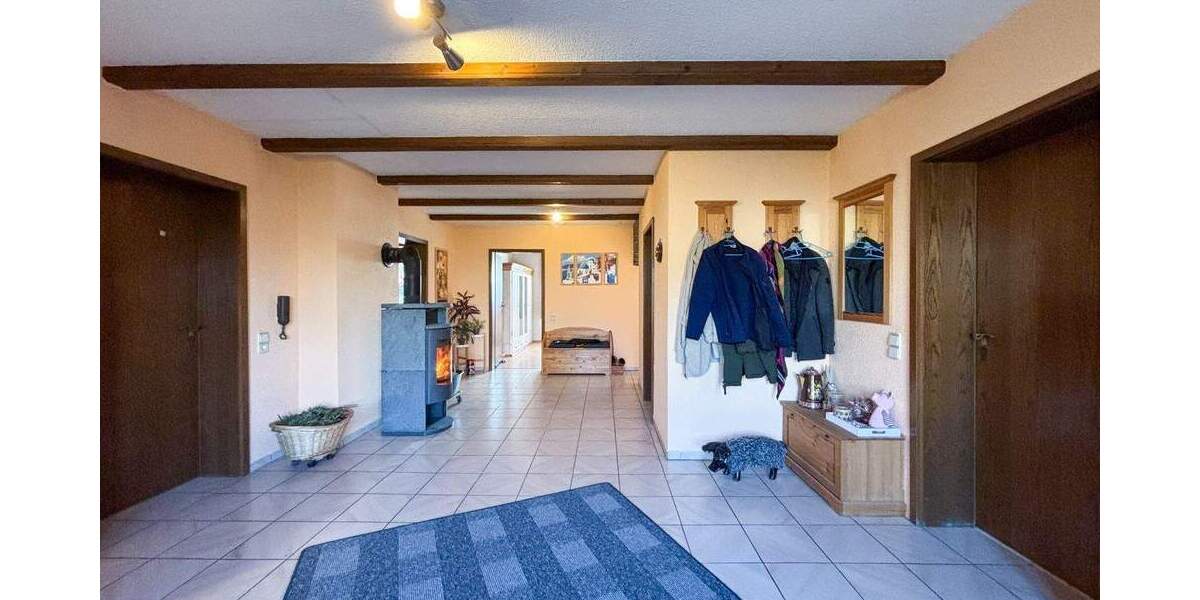 Einfamilienhaus Runkel Hofen - 4 Zimmer, 130 m&sup2;, 239.000&euro; | Angebot:25708028