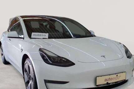 Tesla Model 3 43.871 km 30.990 &euro; Fernwald-Steinbach 35463