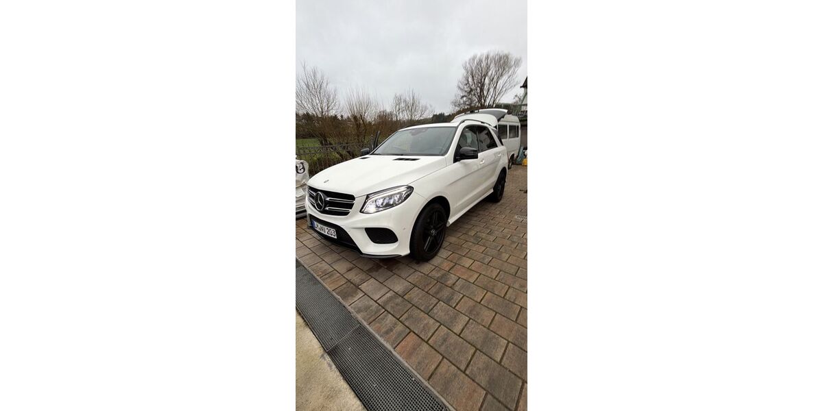Mercedes-Benz GLE 350 91.500 km 36.100 &euro; Runkel 65594
