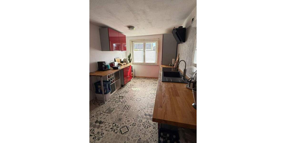 Mehrfamilienhaus, Wohnhaus Haiger Allendorf - 4 Zimmer, 100 m&sup2;, 70.000&euro; | Angebot:25798698