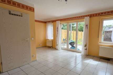 Haus Weilrod - 4 Zimmer, 121 m&sup2;, 275.000&euro; | Angebot:25496069