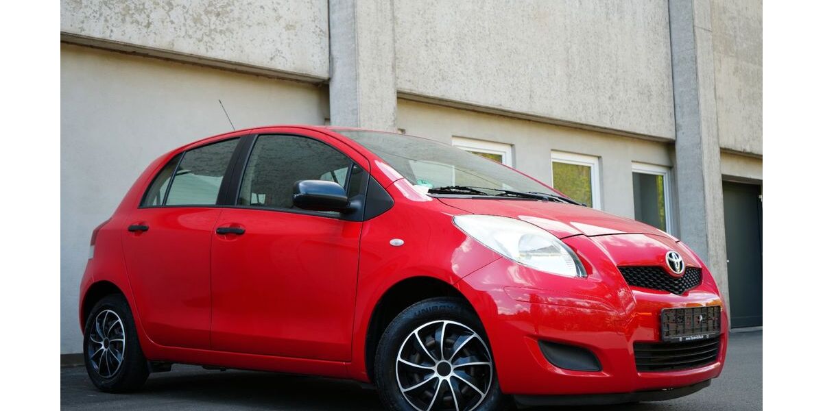 Toyota Yaris 99.600 km 4.590 &euro; Haiger 35708