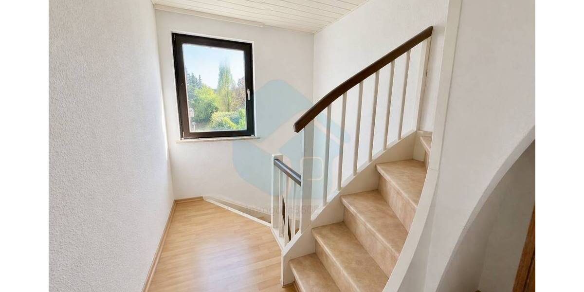 Doppelhaushälfte Butzbach - 7 Zimmer, 149 m&sup2;, 429.000&euro; | Angebot:26433959