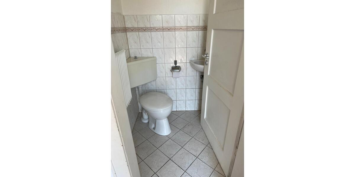 Einfamilienhaus Haiger - 7 Zimmer, 147 m&sup2;, 287.000&euro; | Angebot:22643689