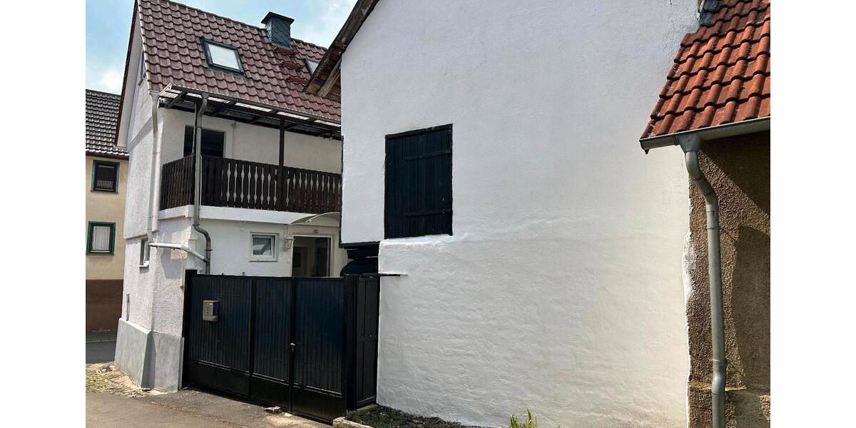 Einfamilienhaus Hungen - 4 Zimmer, 90 m&sup2;, 850&euro; | Angebot:26567476