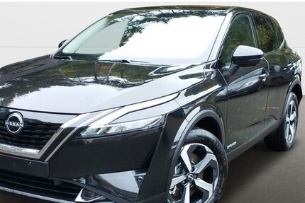 Nissan Qashqai 28.512 km 25.950 &euro; Giessen 35394