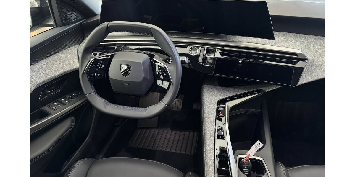 Peugeot 5008 145 Mild Hybrid Allure7 Sitzer LED 360°Cam 35.800 km 99.999 &euro; Lich 35423