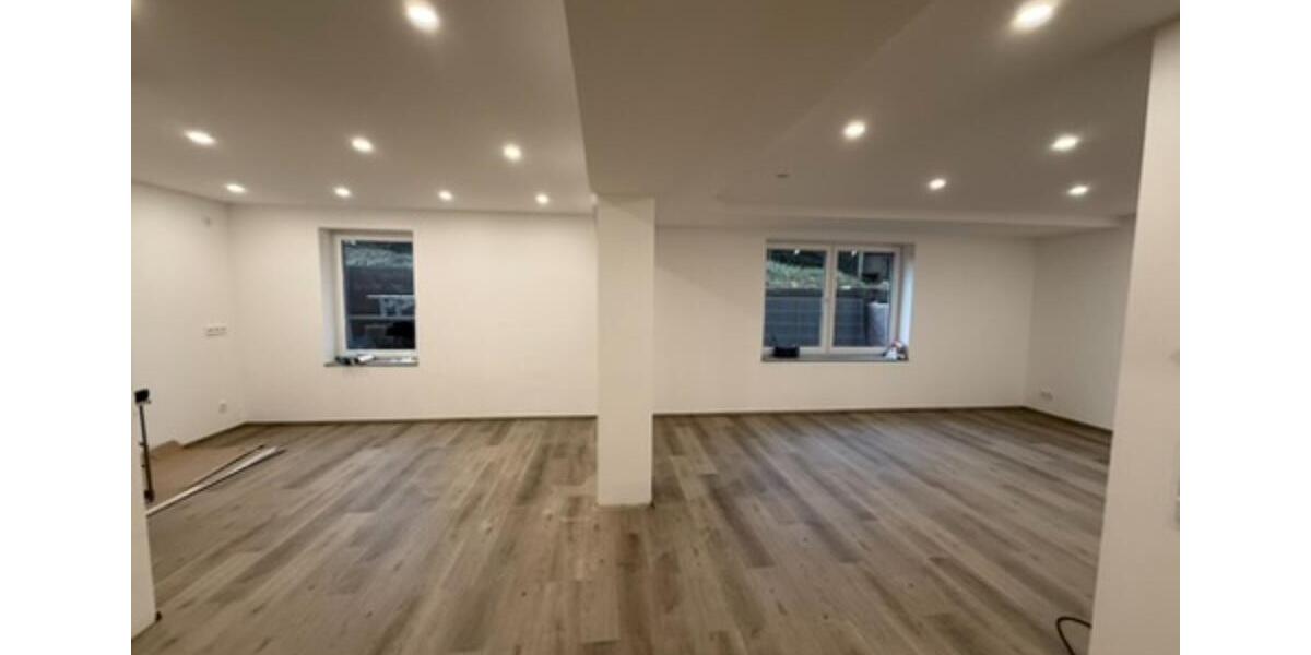 Etagenwohnung Solms - 2 Zimmer, 65 m&sup2;, 700&euro; | Angebot:25947897