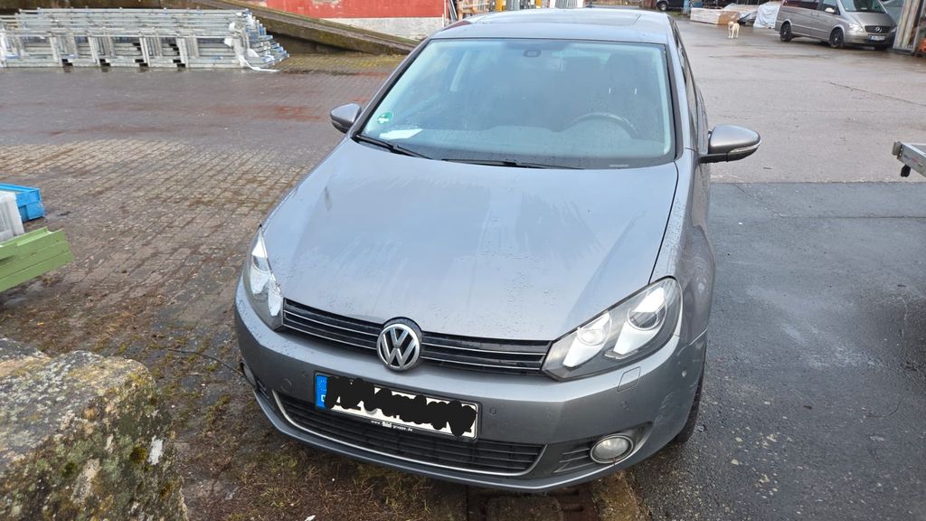 VW Golf 175.000 km 6.250 &euro; Gießen 35390