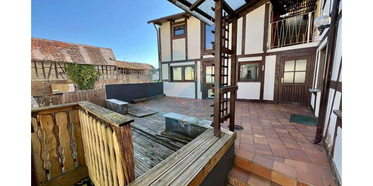 Einfamilienhaus Butzbach / Hoch-Weisel Hoch-Weisel - 5 Zimmer, 129 m&sup2;, 179.000&euro; | Angebot:25734438