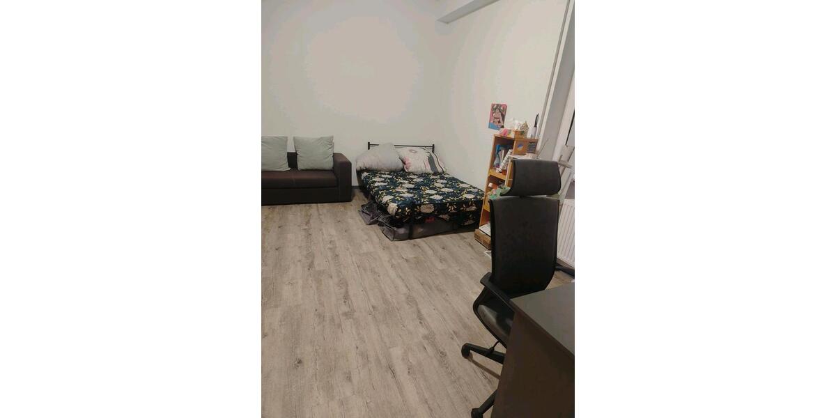 Etagenwohnung Gießen Schlangenzahl - 3 Zimmer, 33 m&sup2;, 820&euro; | Angebot:26025562