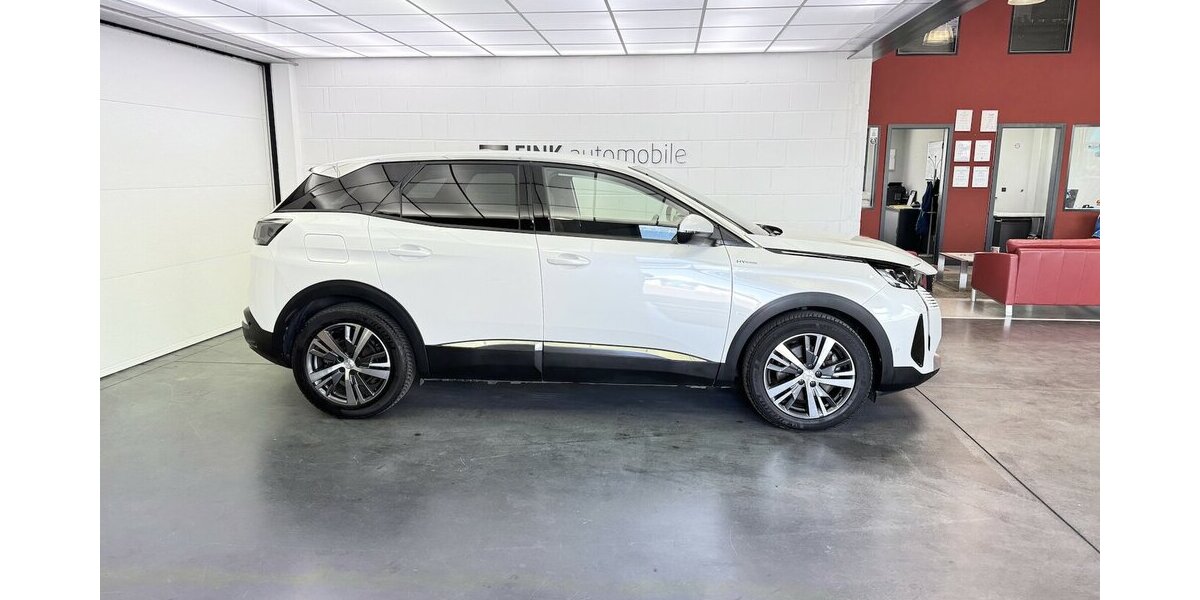 Peugeot 3008 1.6 225 Allure 1.Hand Plug-In Hybrid AHK 92.600 km 18.760 &euro; Lich 35423