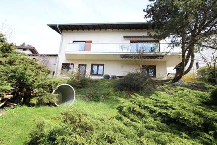 Haus Weinbach - 5 Zimmer, 129 m&sup2;, 230.000&euro; | Angebot:19220842