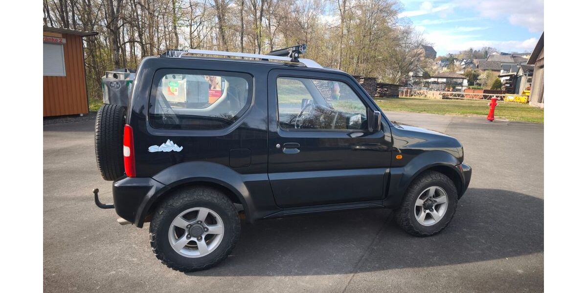 Suzuki Jimny 133.650 km 9.995 &euro; Hohenahr 35644