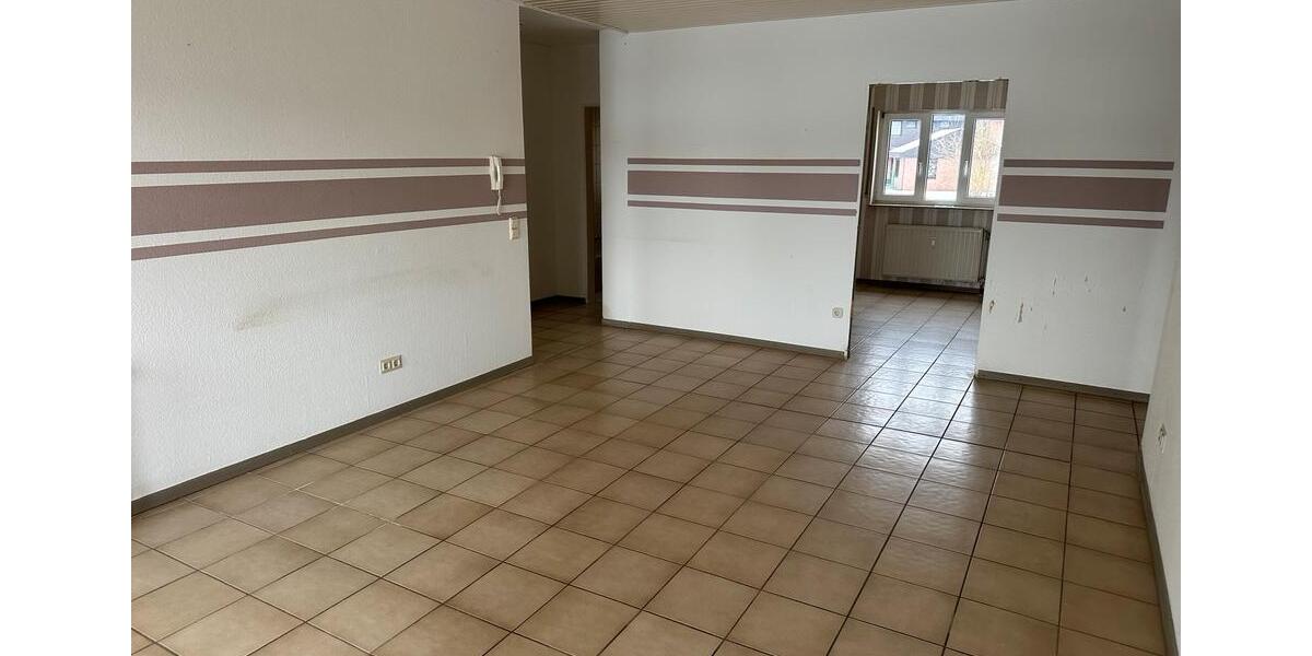 Etagenwohnung Hüttenberg - 4 Zimmer, 100 m&sup2;, 239.000&euro; | Angebot:25779181