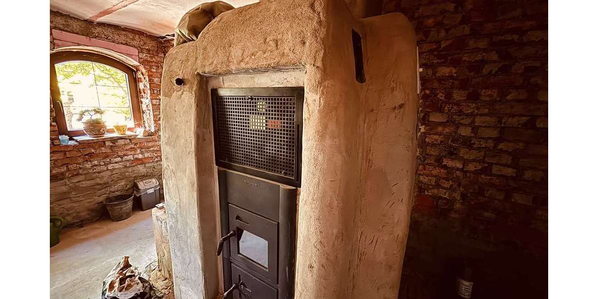 Großes Anwesen mit vielen Möglichkeiten im Grünen - Anwesen Ehringshausen | Angebot:26738021