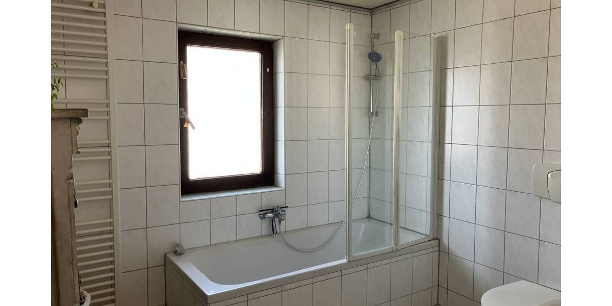 Einfamilienhaus Braunfels / Tiefenbach Tiefenbach - 4 Zimmer, 123 m&sup2;, 149.000&euro; | Angebot:26029504