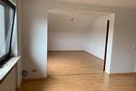 Dachgeschoßwohnung Reiskirchen - 3 Zimmer, 82 m&sup2;, 560&euro; | Angebot:25804446