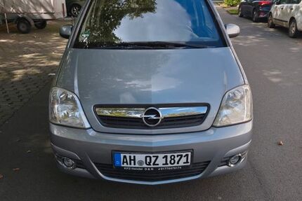 Opel Meriva 128.000 km 3.000 &euro; Aßlar 35614