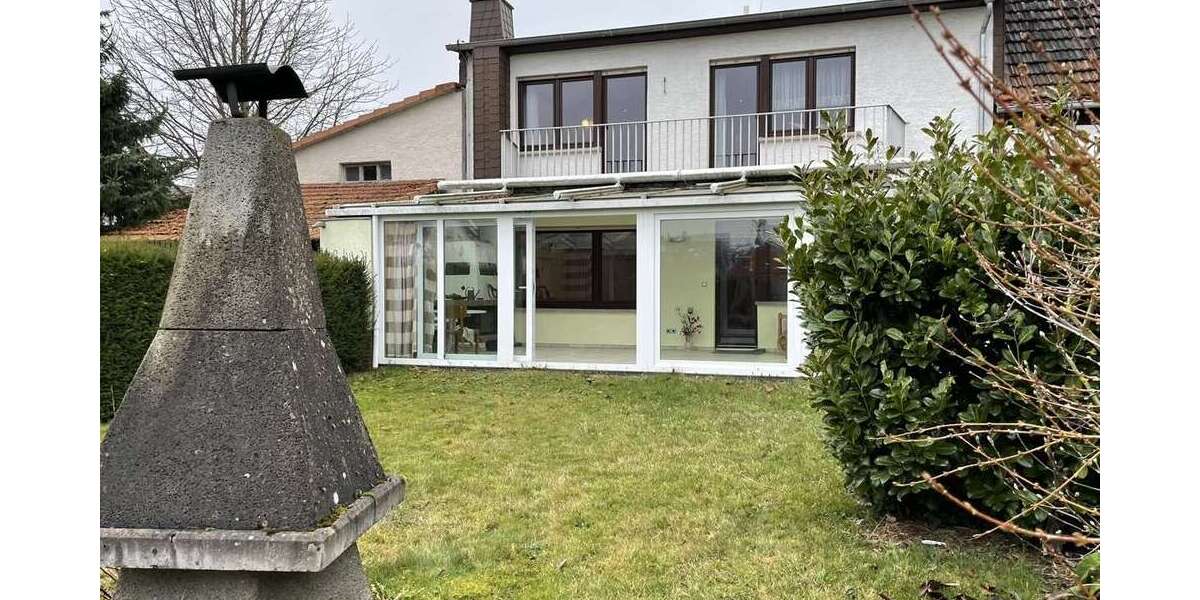 Einfamilienhaus Heuchelheim - 10 Zimmer, 270 m&sup2;, 485.000&euro; | Angebot:26200663