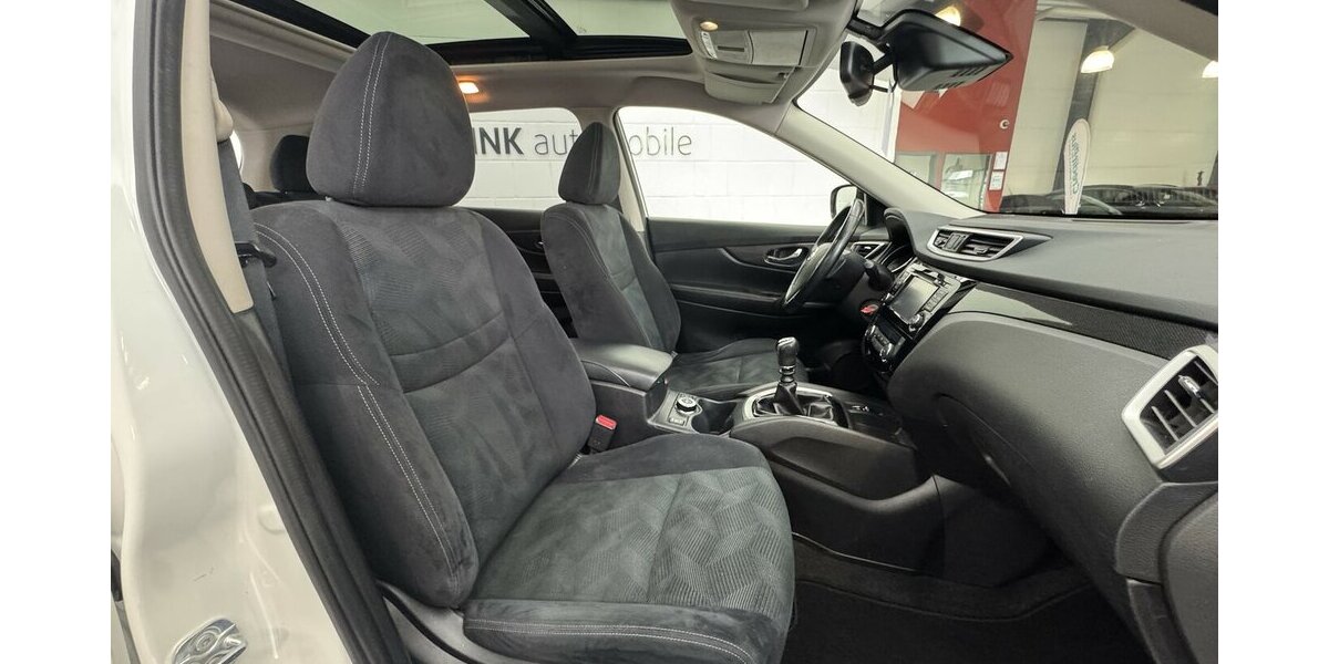 Nissan X-Trail 1.6 D Acenta 4x4 AHK Sitzheizung Navi 192.300 km 9.270 &euro; Lich 35423