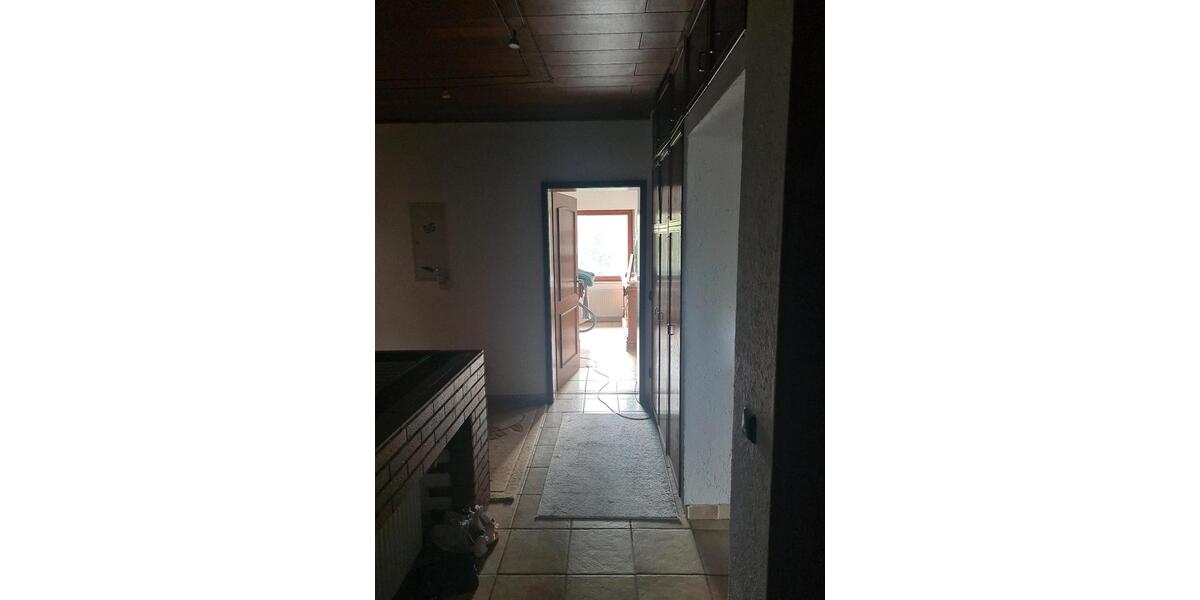 Bauernhaus, Landhaus Ehringshausen - 14 Zimmer, 380 m&sup2;, 565.000&euro; | Angebot:25770201