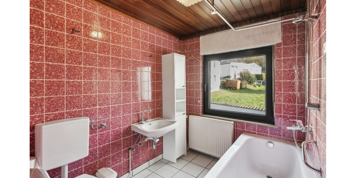 Charmantes Einfamilienhaus mit Scheune und vielseitigem Nutzungspotenzial - Einfamilienhaus Villmar-Seelbach Villmar-Seelbach | Angebot:20366555