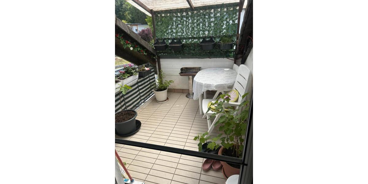 Dachgeschoßwohnung Solms - 3 Zimmer, 82 m&sup2;, 245.000&euro; | Angebot:26665303
