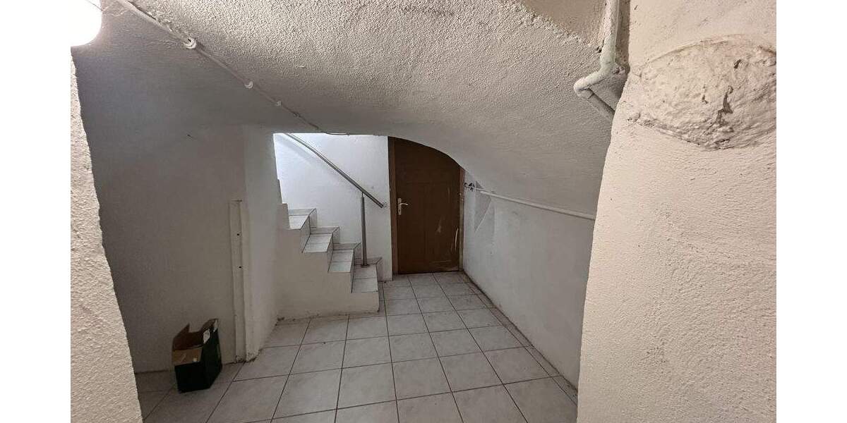 Einfamilienhaus Breitscheid-Gusternhain Gusternhain - 7 Zimmer, 188 m&sup2;, 159.000&euro; | Angebot:25685047