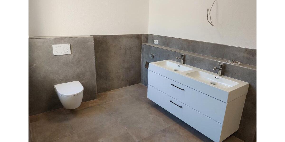 Erdgeschoßwohnung Leun - 2 Zimmer, 77 m&sup2;, 980&euro; | Angebot:25792451