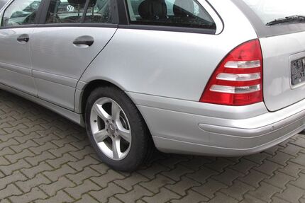 Mercedes-Benz C 220 329.200 km 1.900 &euro; Hüttenberg 35625