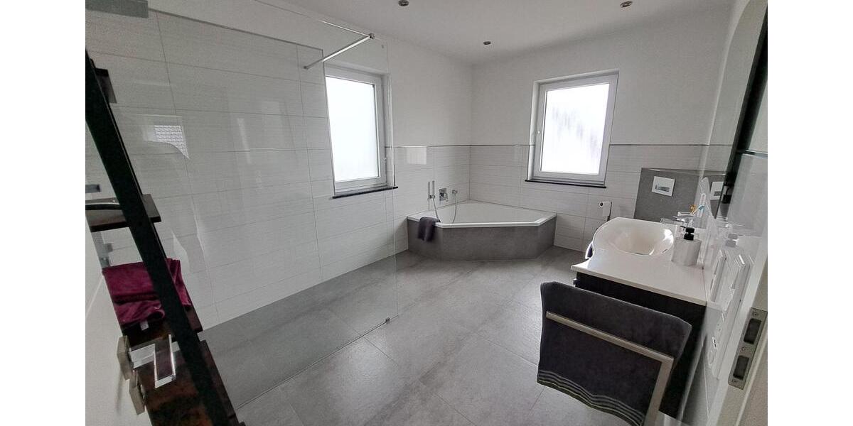 Einfamilienhaus Fernwald - 5 Zimmer, 174 m&sup2;, 730.000&euro; | Angebot:26063766