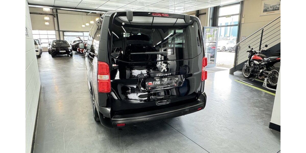 Peugeot Traveller BlueHDI 180 Allure L3 8 Sitze Massage 124.300 km 26.490 &euro; Lich 35423