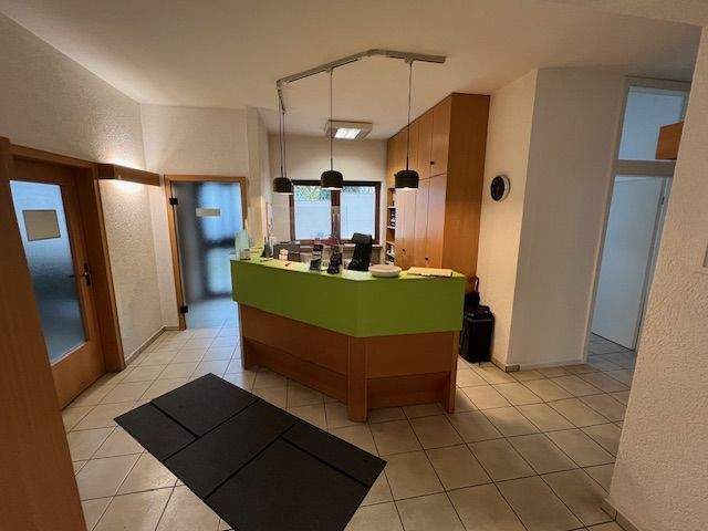 Gewerbeobjekt Gießen Wieseck - 7 Zimmer, 1.140&euro; | Angebot:25740958