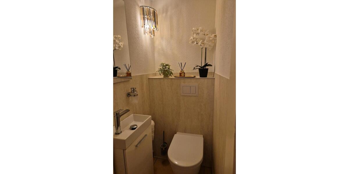 Einfamilienhaus Butzbach - 6 Zimmer, 180 m&sup2;, 450.000&euro; | Angebot:26378161